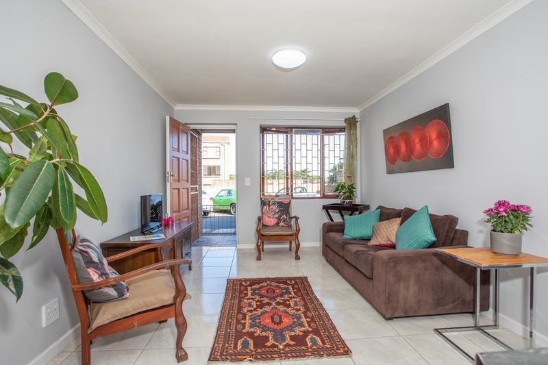 2 Bedroom Property for Sale in Morgenster Western Cape